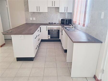 2 Bedroom House in Parsons Vlei