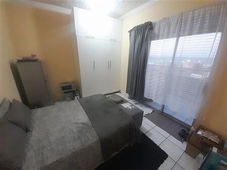 1 Bedroom Apartment in Port Elizabeth Central