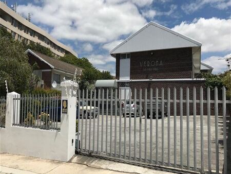 3 Bedroom Apartment in St Georges Park