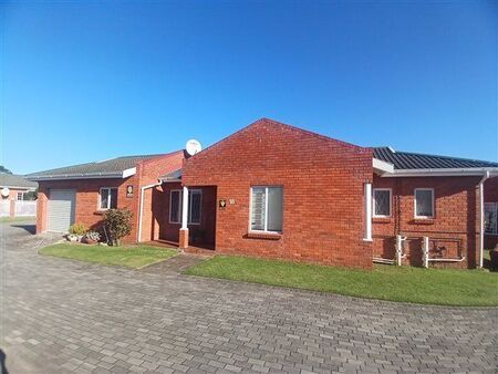 3 Bedroom Townhouse in Lorraine