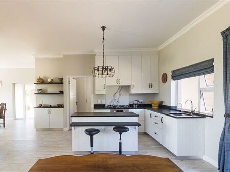 3 Bedroom House in Santareme