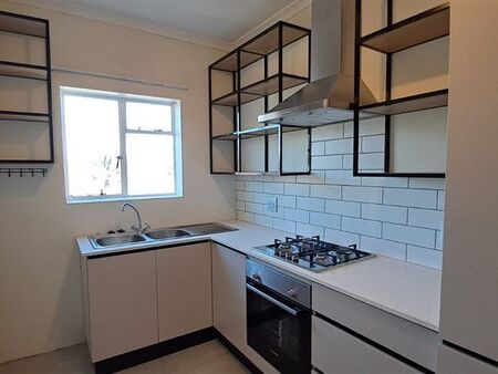 1 Bedroom Apartment in St Georges Park