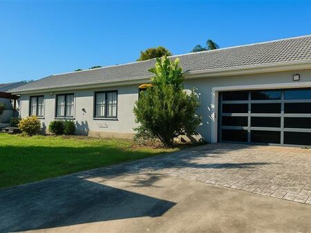 4 Bedroom House in Beacon Bay