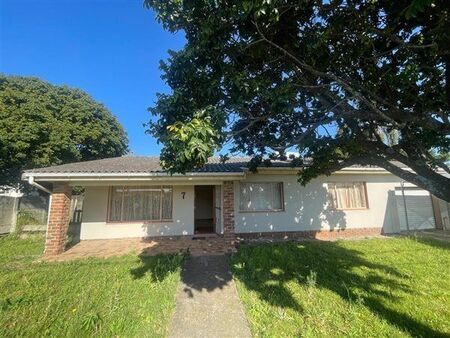 3 Bedroom House in Greenfields