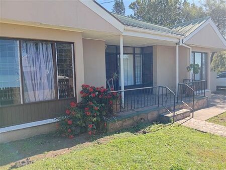3 Bedroom House in Greenfields