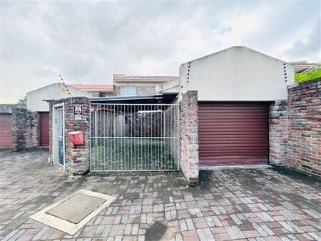 3 Bedroom Townhouse in Nahoon Valley Park