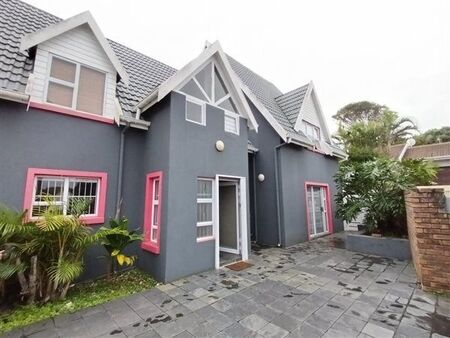 4 Bedroom House in Beacon Bay