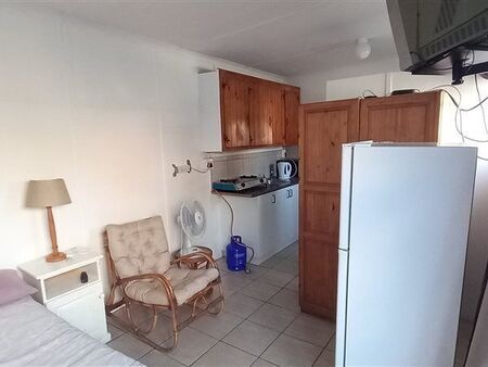1 Bedroom Flat in Dorchester Heights