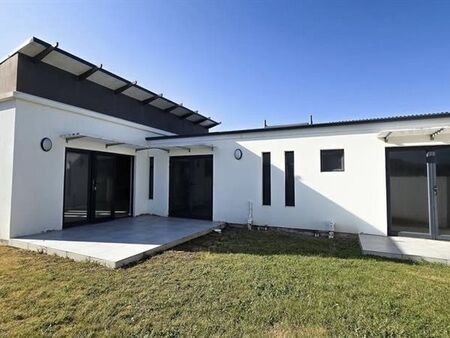 2 Bedroom Townhouse in Nahoon Valley Park