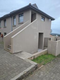 2 Bedroom Duplex in Kidds Beach