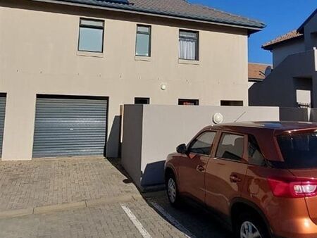 3 Bedroom Townhouse in Kidds Beach