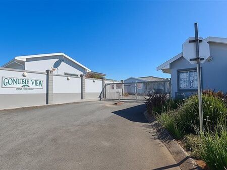 3 Bedroom Townhouse in Gonubie