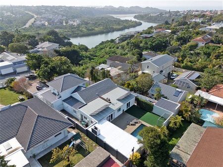 5 Bedroom House in Nahoon