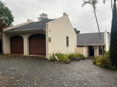 3 Bedroom Townhouse in Vincent