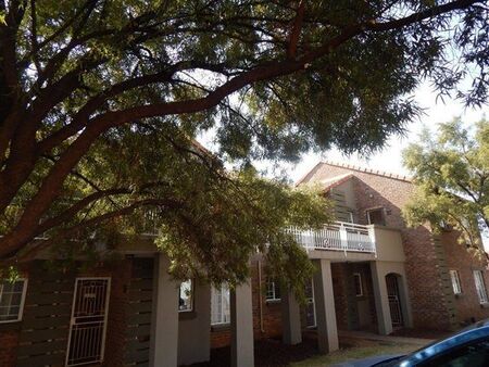 2 Bedroom Townhouse in Equestria