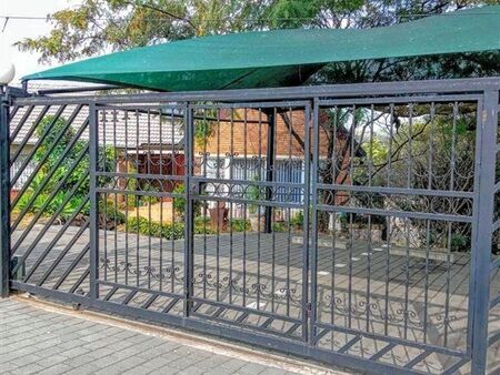 3 Bedroom House in Monument Park