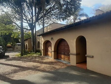 4 Bedroom House in Waterkloof