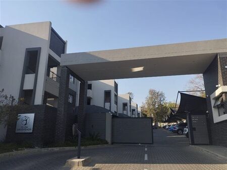 2 Bedroom Apartment in Bryanston