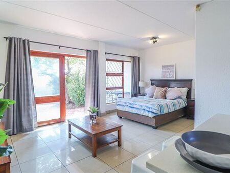 Studio apartment in Morningside