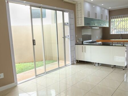 3 Bedroom Cluster in Bryanston