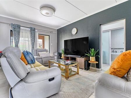 3 Bedroom Townhouse in Noordhang