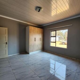 2 Bedroom House in Unitas Park