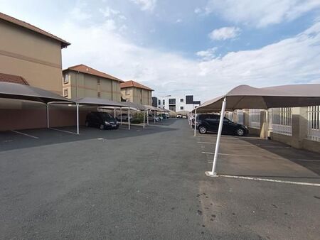 2 Bedroom Apartment in Dainfern