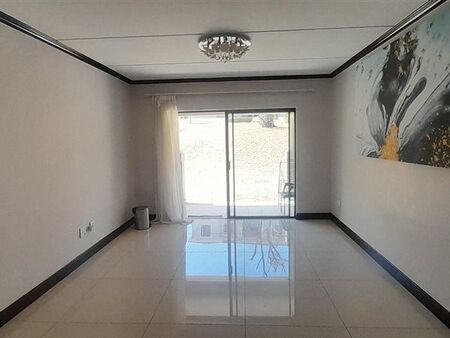 2 Bedroom Apartment in Fourways