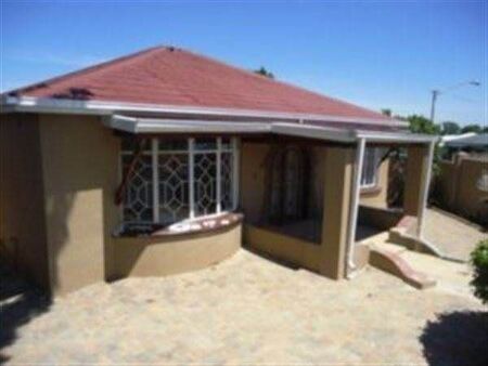 3 Bedroom House in Fishers Hill