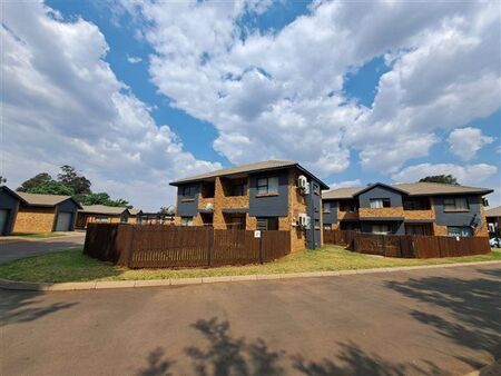 2 Bedroom Apartment in Comet