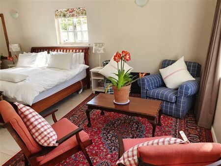 Studio apartment in Paradise