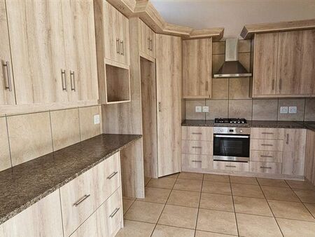 3 Bedroom House in Island View