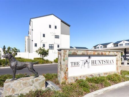 1 Bedroom Apartment in Somerset West Central