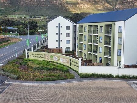 2 Bedroom Apartment in Admirals Park