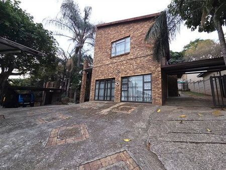4 Bedroom House in Sonheuwel