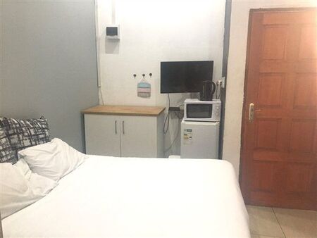 1 Bedroom House in Birdswood