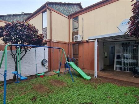 3 Bedroom Townhouse in Montclair
