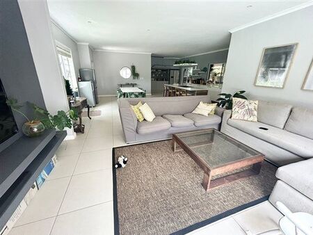 1 Bedroom House in Durban North