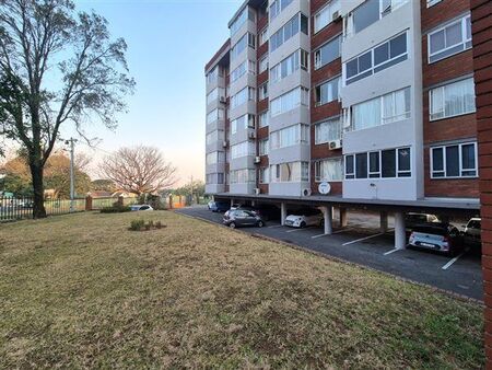 1.5 Bedroom Apartment in Morningside