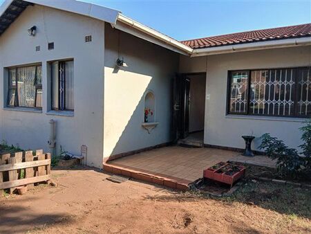 3 Bedroom House in Bluff