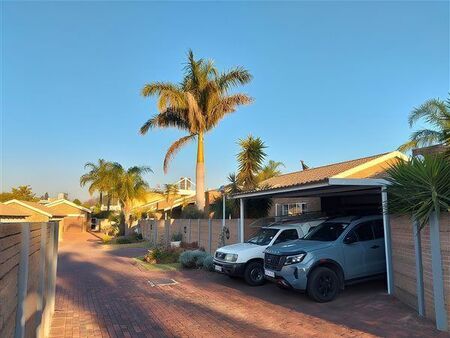 2 Bedroom House in Allens Nek
