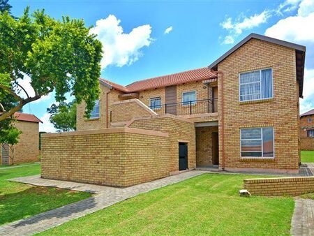 2 Bedroom Apartment in Honeydew