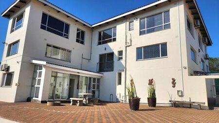1 Bedroom flat to rent in Sheffield Beach, Ballito