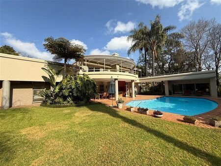 5 Bedroom House in Rietvalleirand