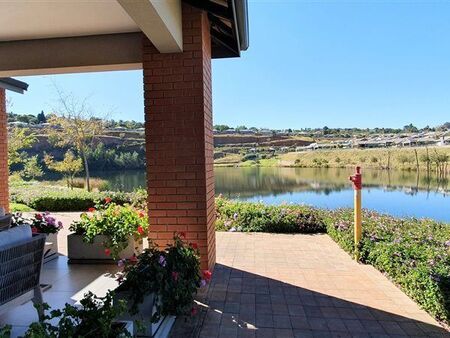 2 Bedroom Apartment in Waterkloof Ridge