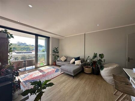 3 Bedroom Apartment in Baileys Muckleneuk