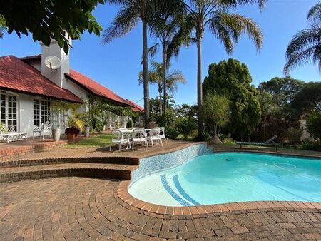 4 Bedroom House in Waterkloof Ridge