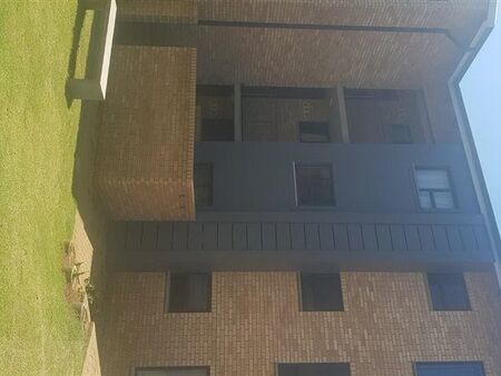 2 Bedroom Apartment in Sinoville