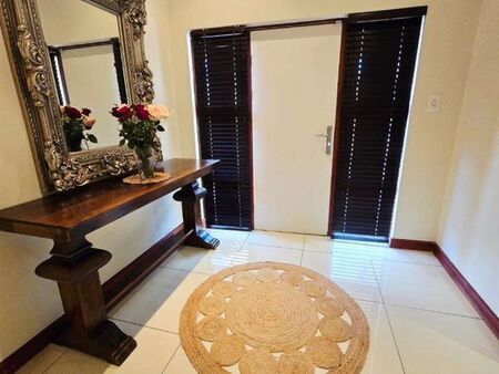 3 Bedroom Apartment in Bryanston