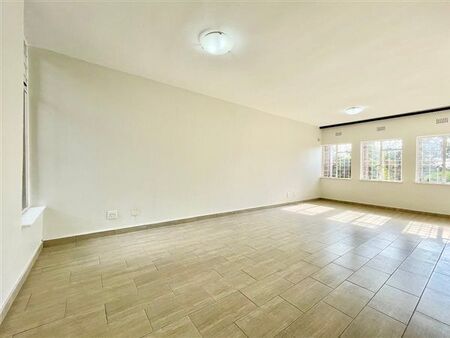 3 Bedroom House in Robindale